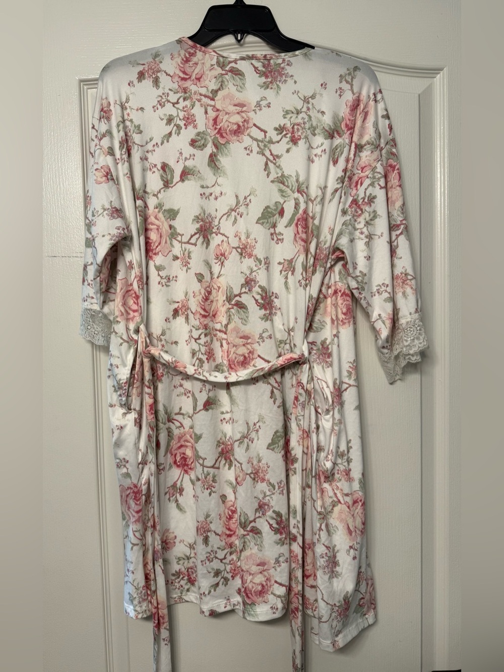 Flora Nikrooz Floral Wrap Robe Small Lace Trim Pockets Romantic Cottagecore - Picture 3 of 9